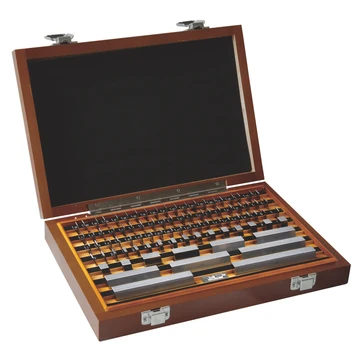 Set distantiere metrice 122 buc